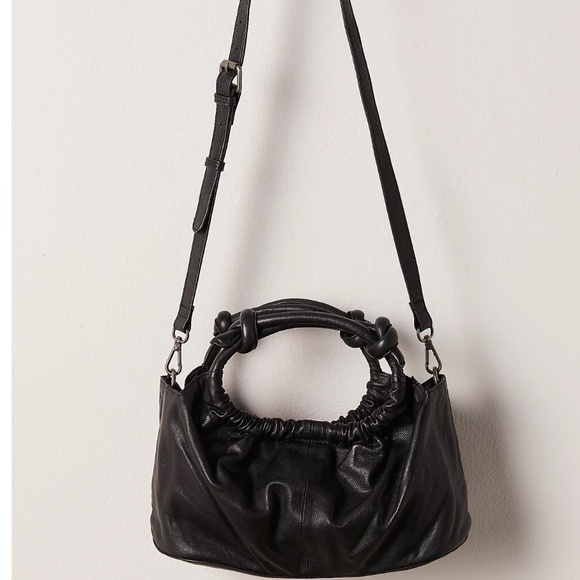 Free People Head Over Heels Crossbody in Black NWT - Picture 2 of 9